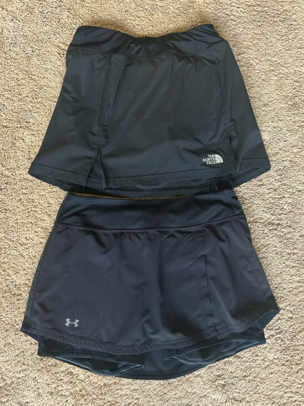 Bundle The North Face XS & Under Armor no sz tag Black tennis skorts